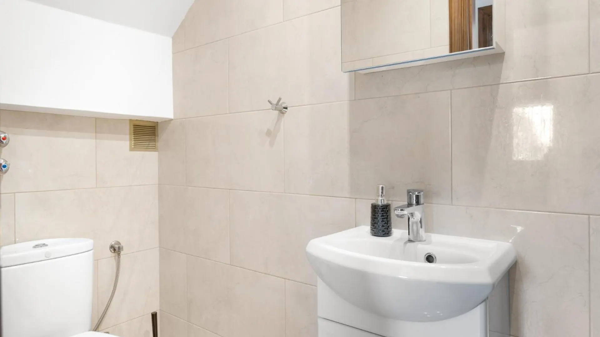 Lovely Penthouse Near Estepona Marina By Costarentals - Ref M15 0*,