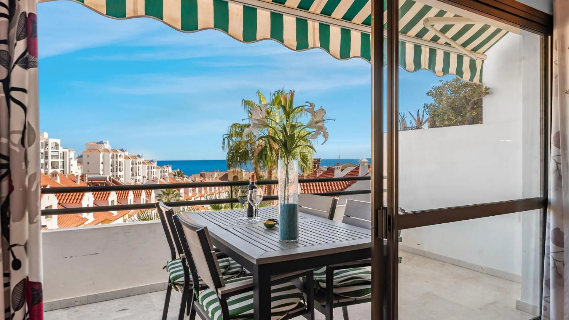Lovely Penthouse Near Estepona Marina By Costarentals - Ref M15 Spain