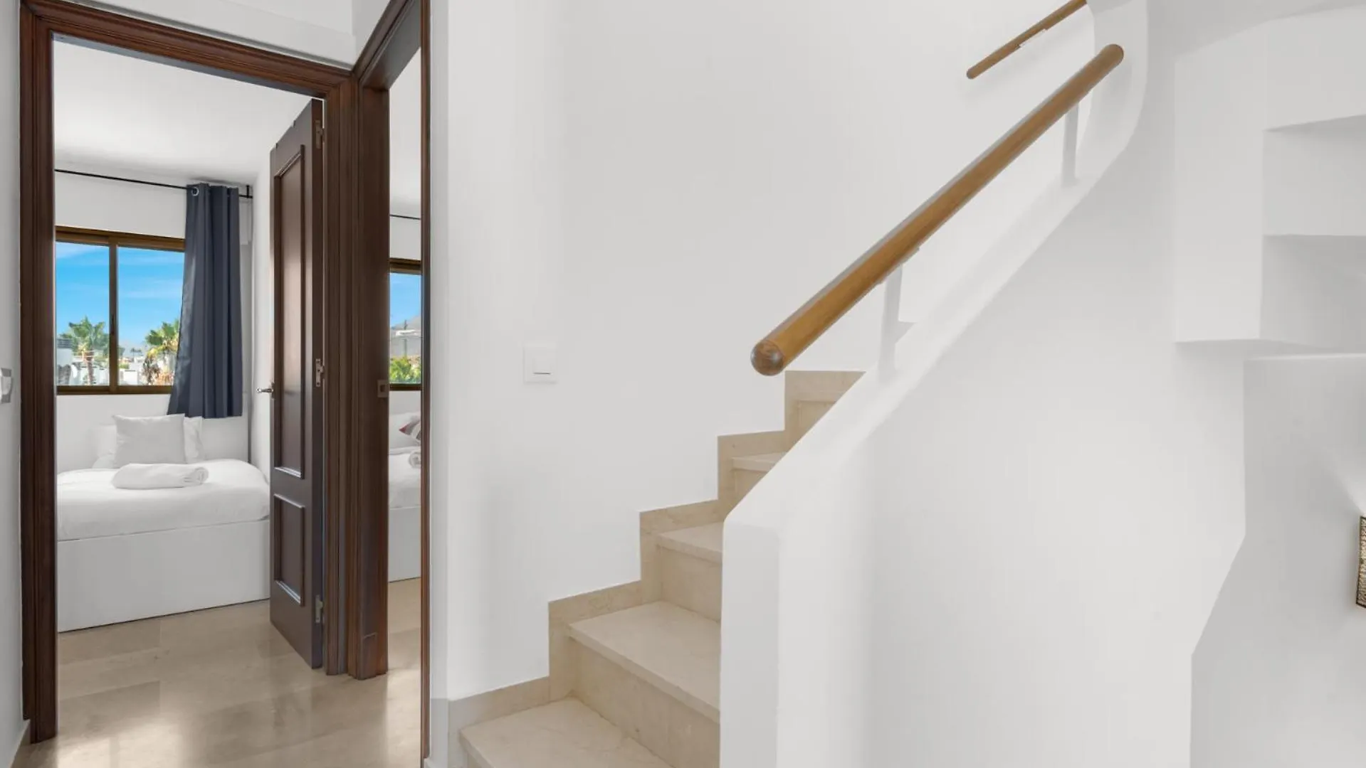 Lovely Penthouse Near Estepona Marina By Costarentals - Ref M15 Apartment
