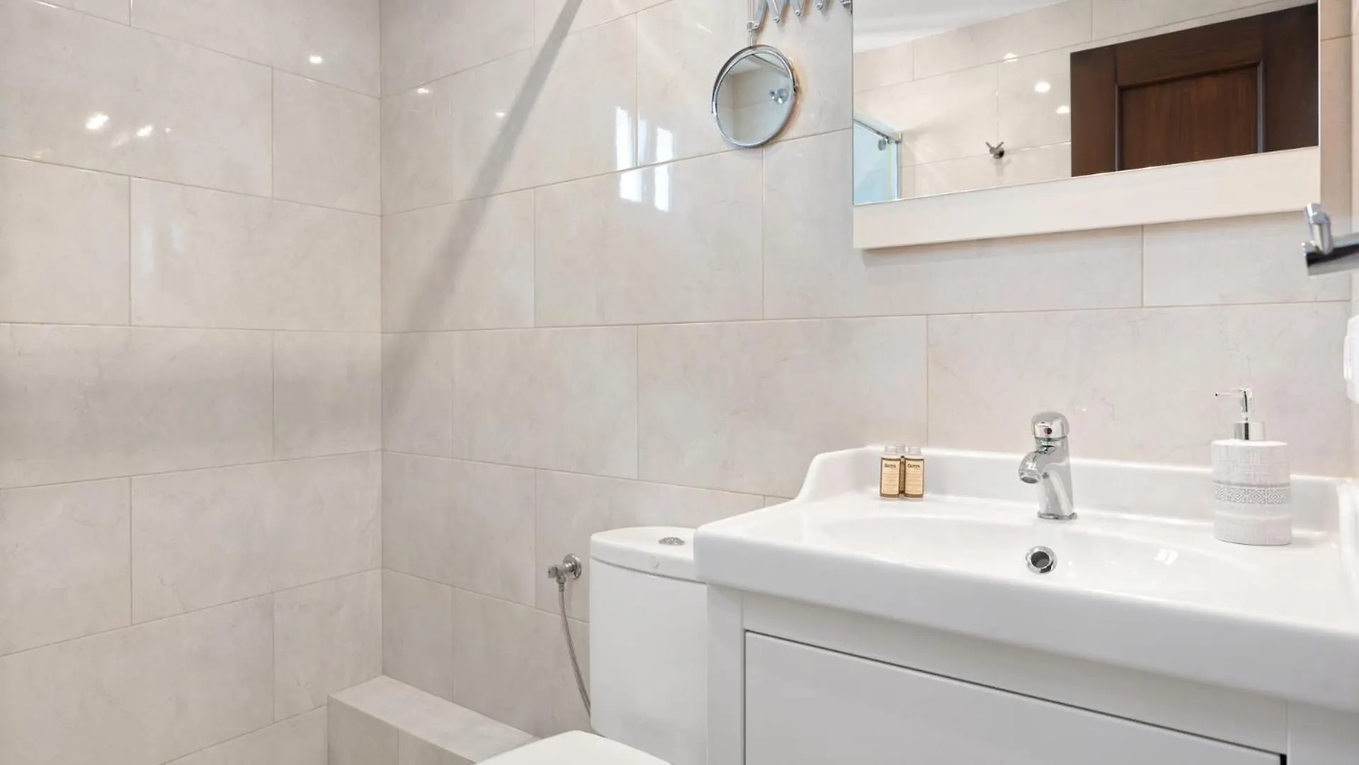 Lovely Penthouse Near Estepona Marina By Costarentals - Ref M15 Apartment