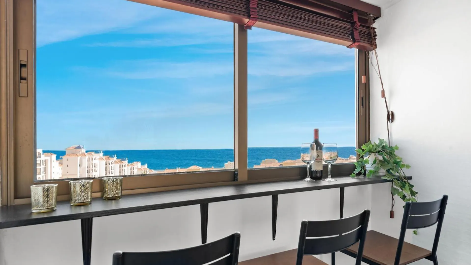 Lovely Penthouse Near Estepona Marina By Costarentals - Ref M15