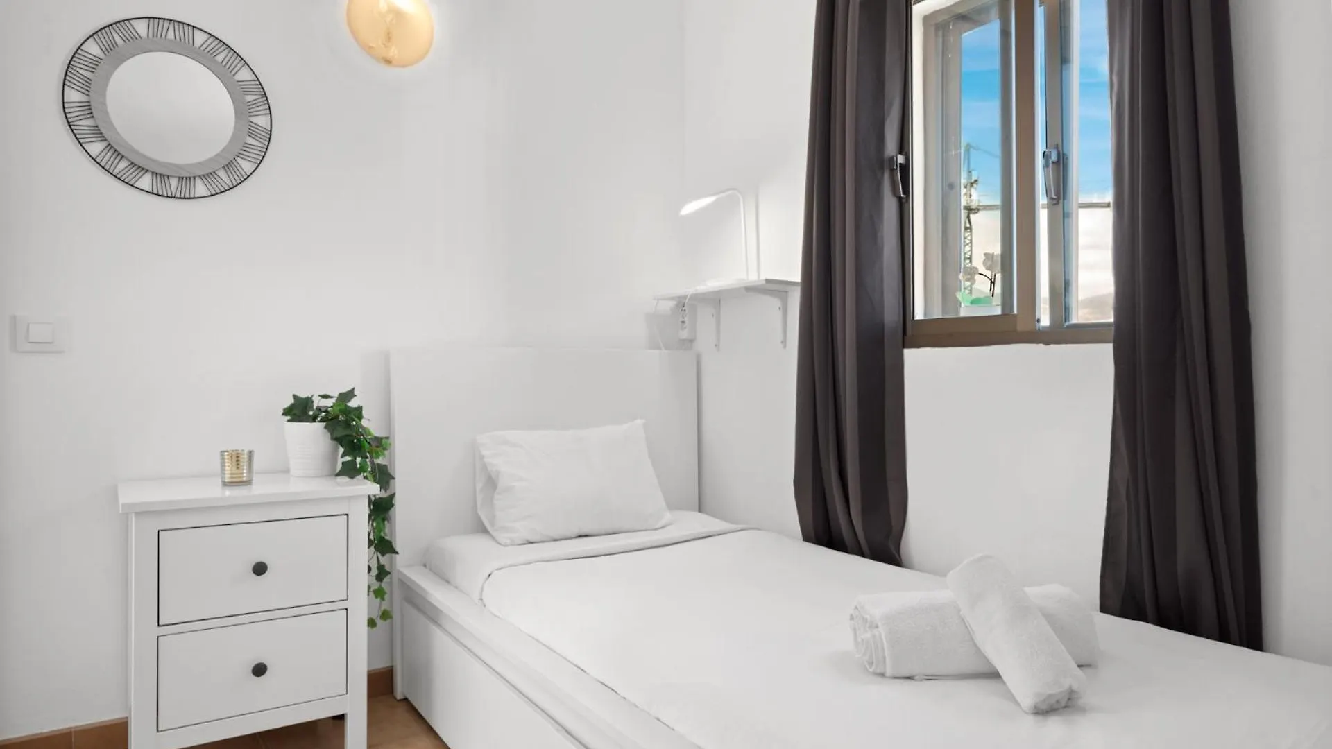 Lovely Penthouse Near Estepona Marina By Costarentals - Ref M15