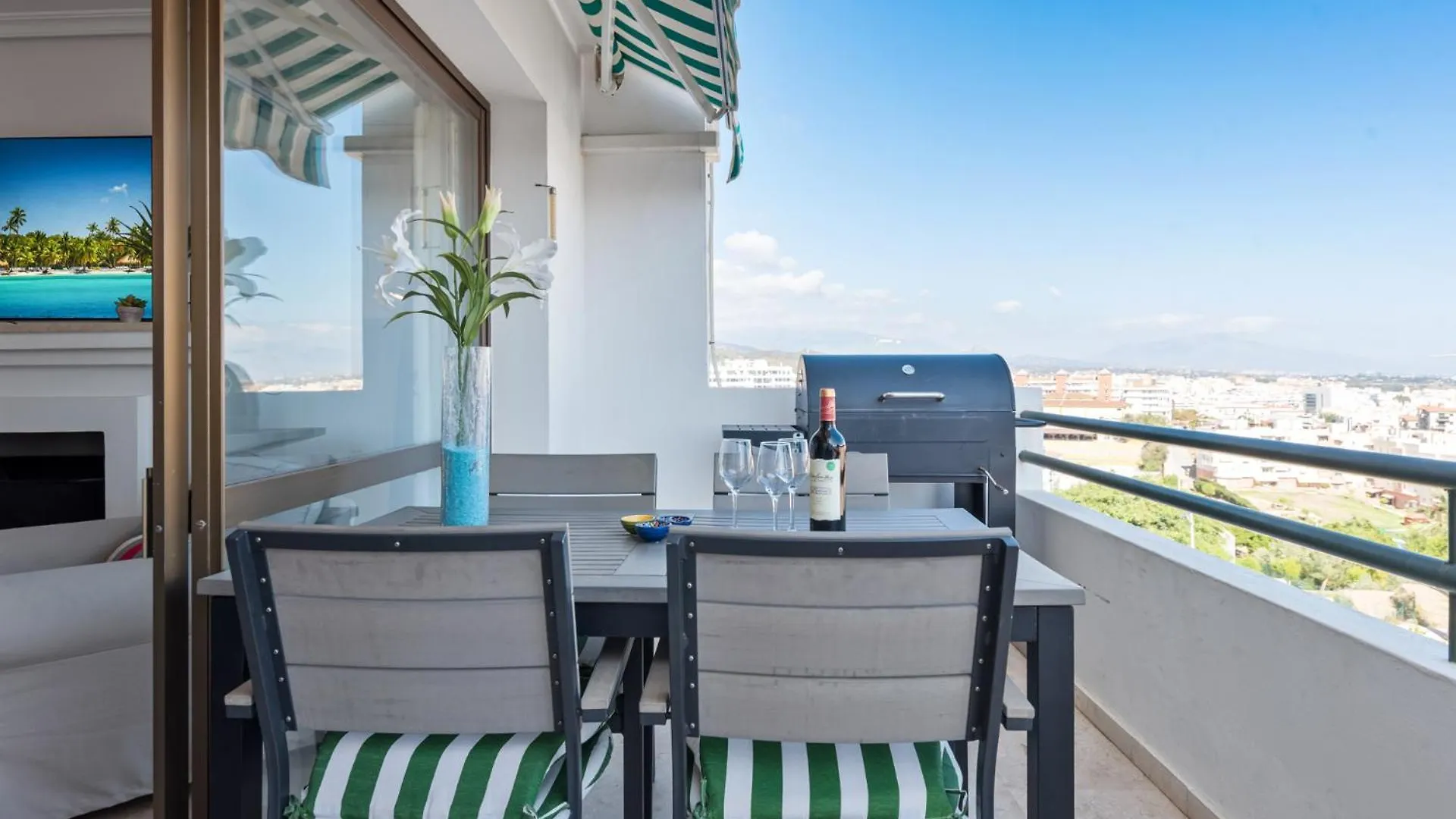 Lovely Penthouse Near Estepona Marina By Costarentals - Ref M15 0*,